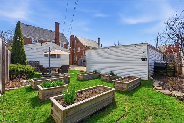 2552 Channing Road, University Heights, OH 44118