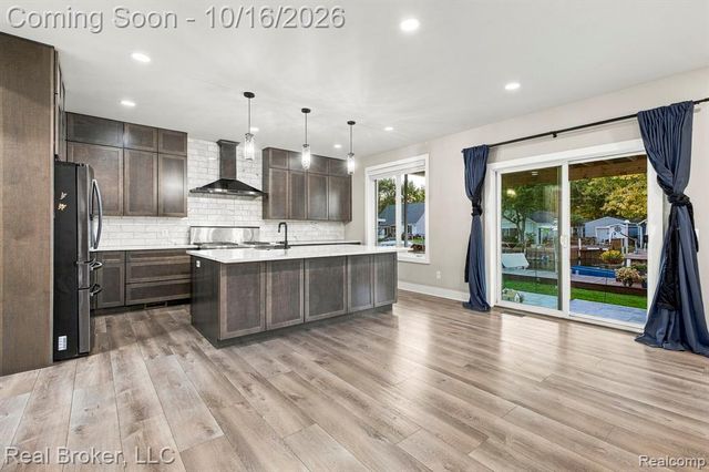 46059 Edgewater Drive, Chesterfield, MI 48047