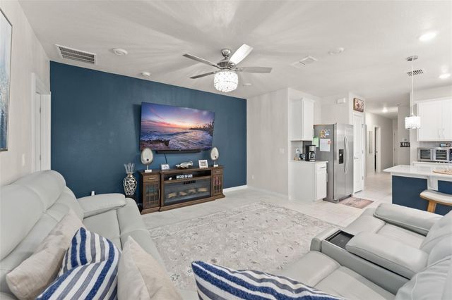 2125 CANOPY TERRACE BOULEVARD, Deland, FL 32724