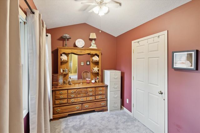 33944 Redfield St, Niles, MI 49120