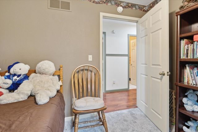 33944 Redfield St, Niles, MI 49120