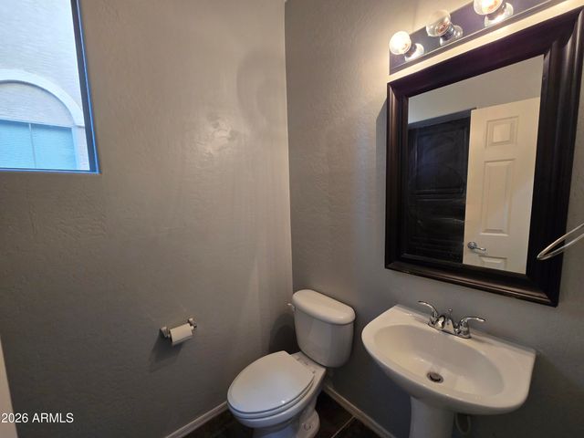 1977 E EMILY Lane, Gilbert, AZ 85295