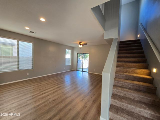 1977 E EMILY Lane, Gilbert, AZ 85295