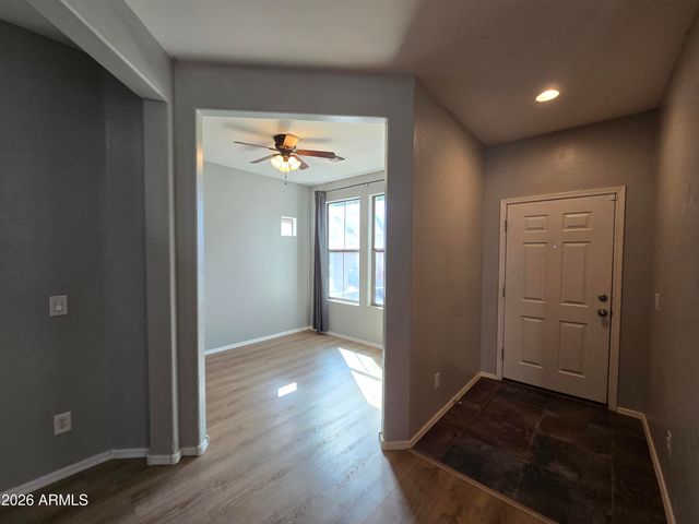 1977 E EMILY Lane, Gilbert, AZ 85295