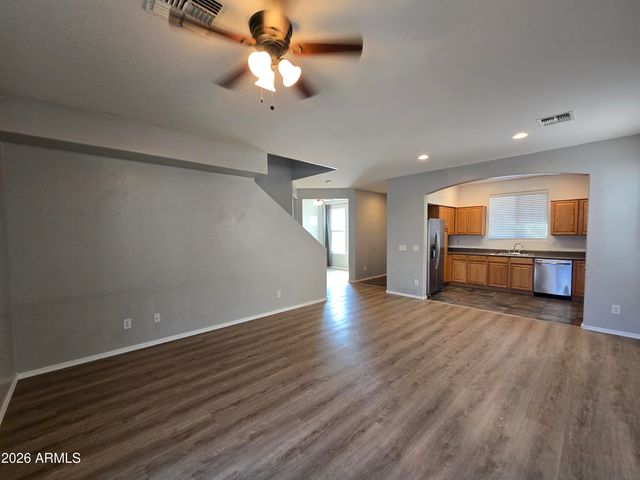 1977 E EMILY Lane, Gilbert, AZ 85295