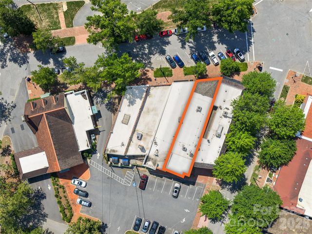 3 Kitchin Place, Asheville, NC 28803