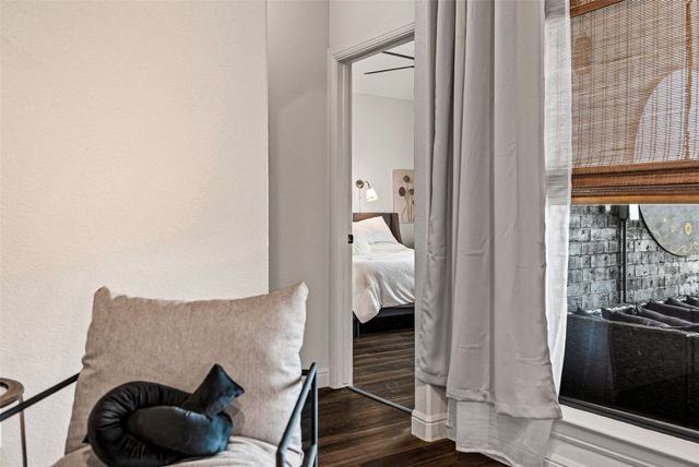 1306 E Apache Trail, Granbury, TX 76048