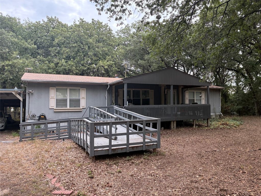 194 Finneyoaks Lane, Weatherford, TX 76085