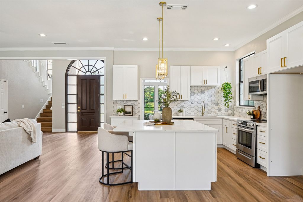 6006 Millwood Drive, Arlington, TX 76016 — photo 3