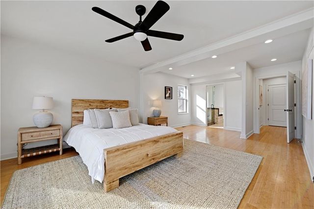 9515 Lee Boulevard, Leawood, KS 66206