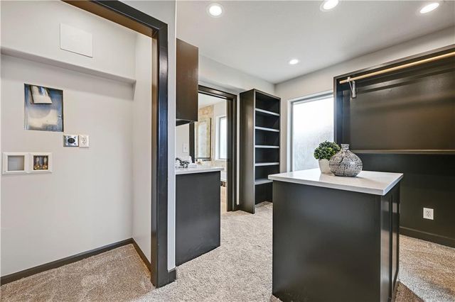 9515 Lee Boulevard, Leawood, KS 66206