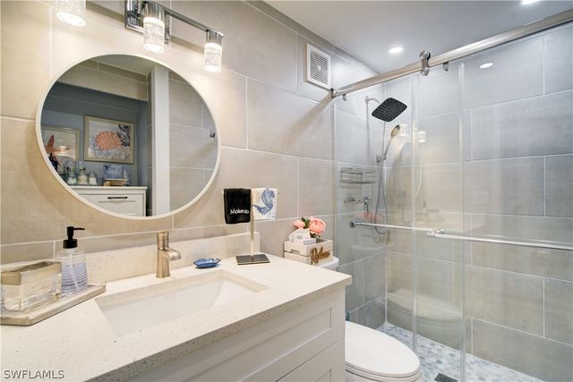 5322 Treetops DR I, Naples, FL 34113