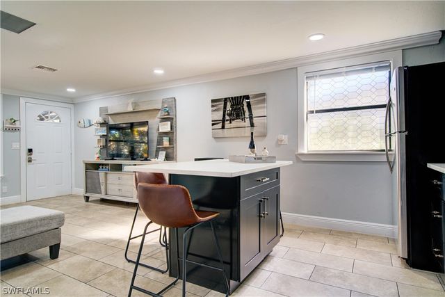 5322 Treetops DR I, Naples, FL 34113