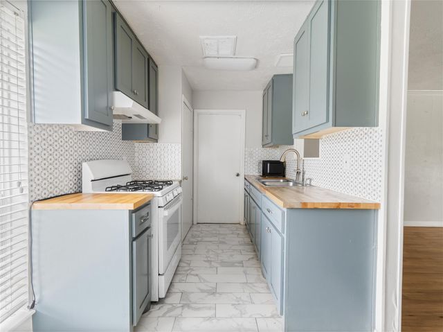 11939 Flushing Meadows Drive, Houston, TX 77089