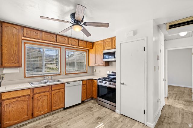 4594 S 250 E, Washington Terrace, UT 84405