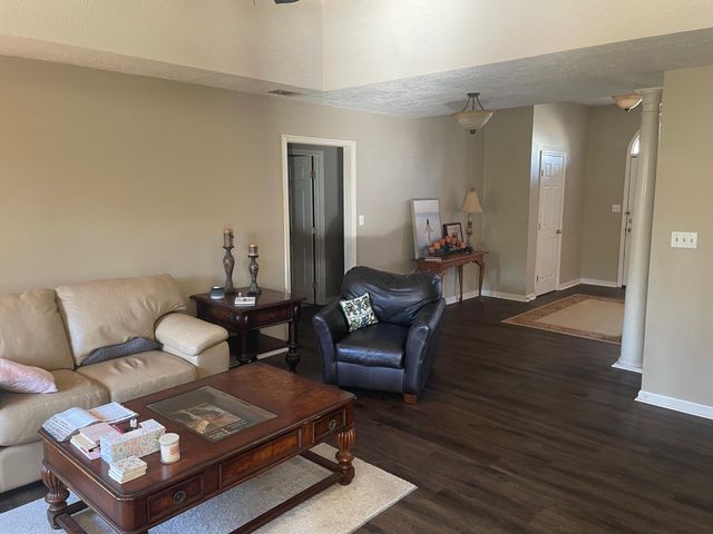 928 W Hunting Horn Way, Evans, GA 30809