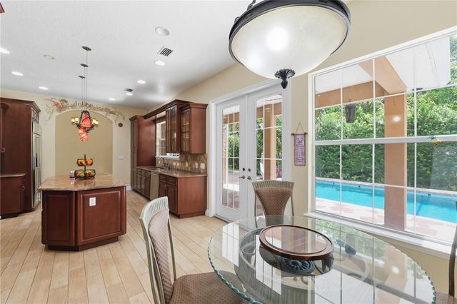10307 RECLINATA LANE, Tampa, FL 33618