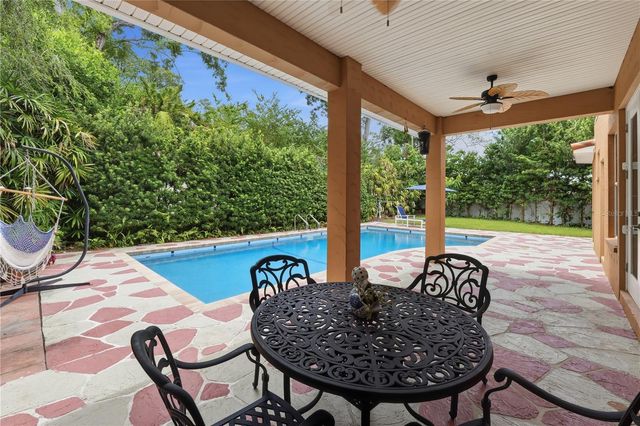 10307 RECLINATA LANE, Tampa, FL 33618