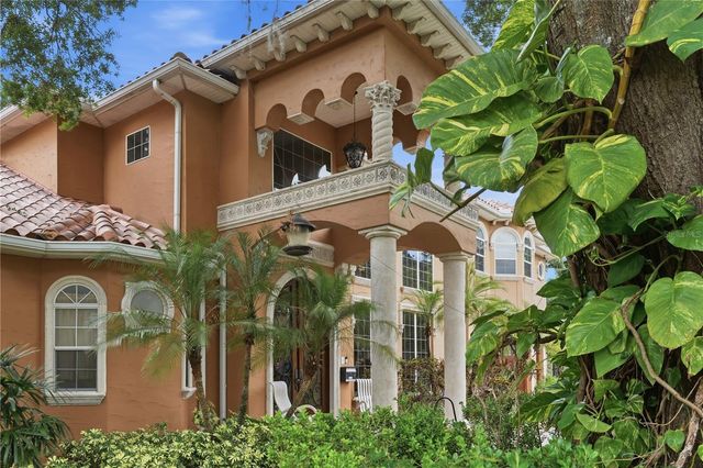 10307 RECLINATA LANE, Tampa, FL 33618
