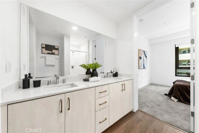 709 E Walnut Street 214, Pasadena, CA 91101