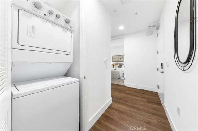 709 E Walnut Street 214, Pasadena, CA 91101