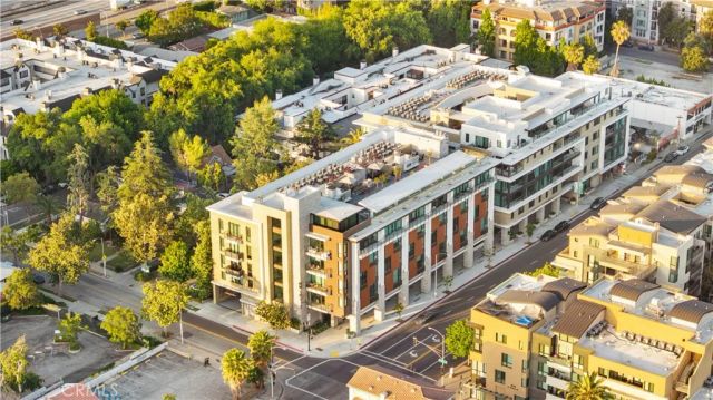 709 E Walnut Street 214, Pasadena, CA 91101