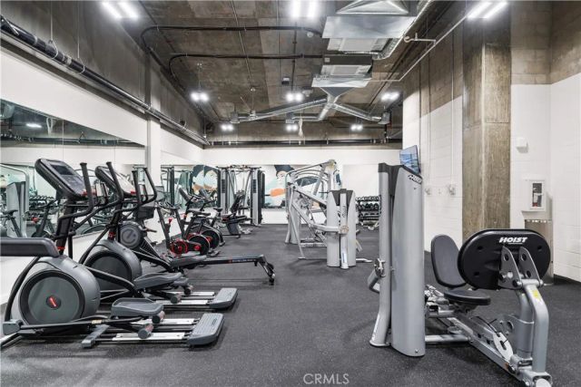 709 E Walnut Street 214, Pasadena, CA 91101