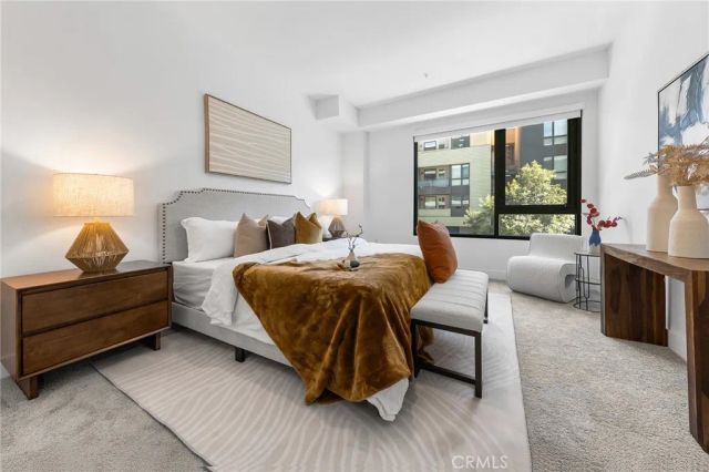 709 E Walnut Street 214, Pasadena, CA 91101