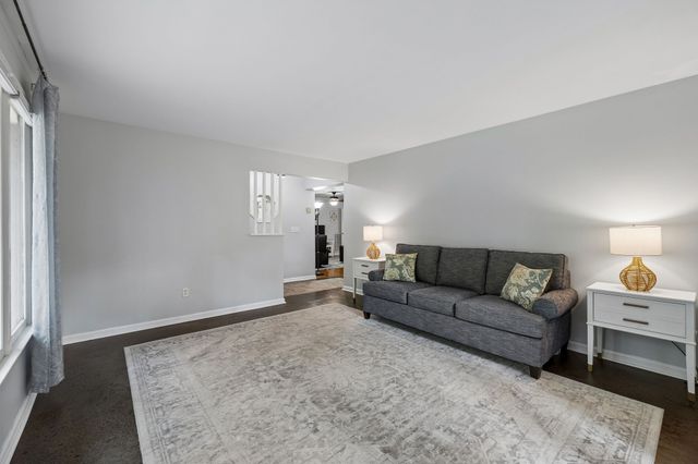 101 W Hills Terrace, Dickson, TN 37055
