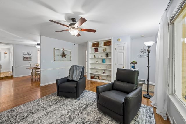 101 W Hills Terrace, Dickson, TN 37055