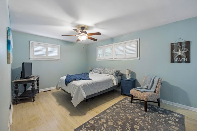 101 W Hills Terrace, Dickson, TN 37055