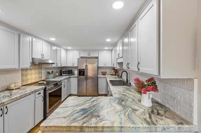 101 W Hills Terrace, Dickson, TN 37055