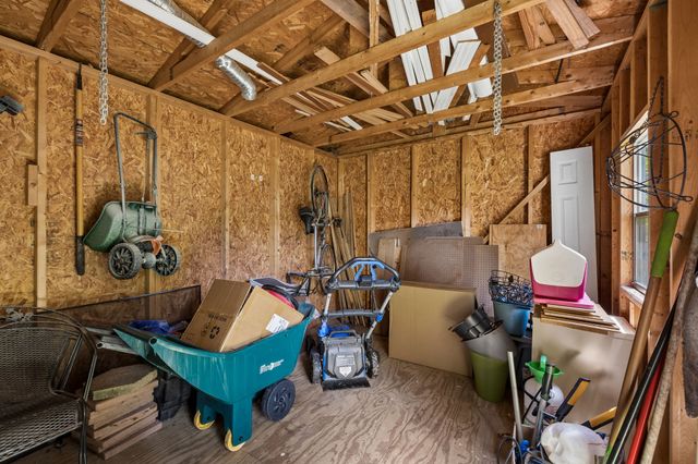 101 W Hills Terrace, Dickson, TN 37055
