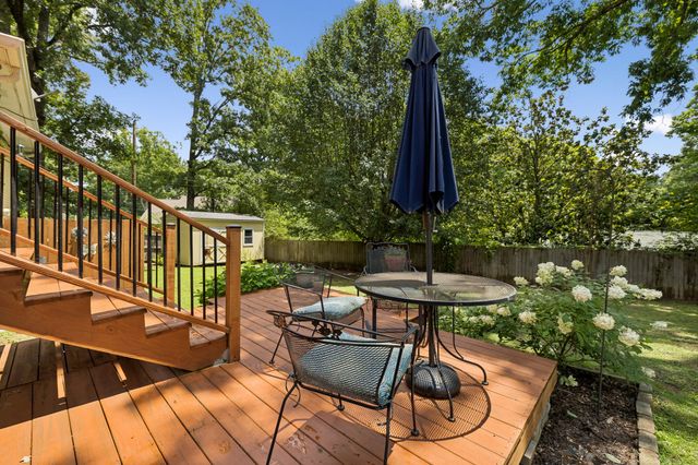101 W Hills Terrace, Dickson, TN 37055