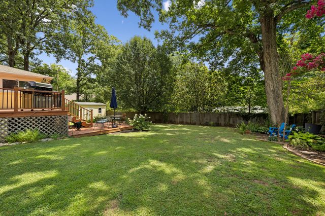 101 W Hills Terrace, Dickson, TN 37055