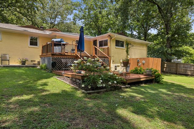 101 W Hills Terrace, Dickson, TN 37055