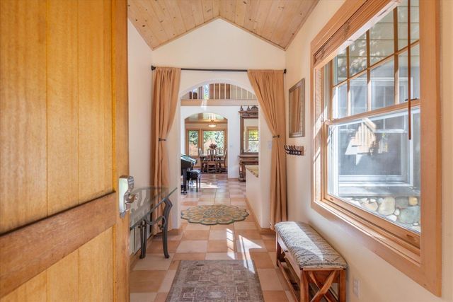 14246 Swiss Lane, Truckee, CA 96161