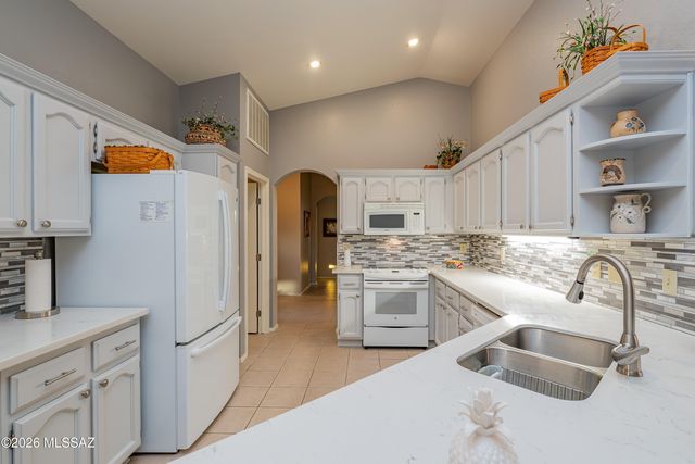 38243 S Golf Course Drive, Tucson, AZ 85739