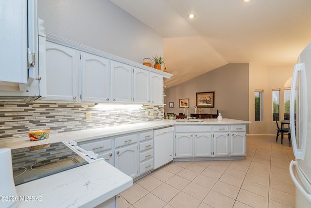 38243 S Golf Course Drive, Tucson, AZ 85739