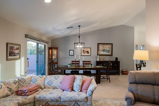 38243 S Golf Course Drive, Tucson, AZ 85739