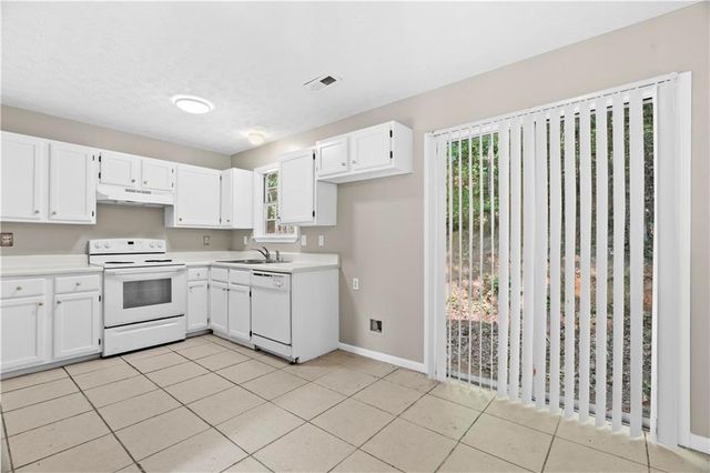 258 Curtis Circle SE, Calhoun, GA 30701