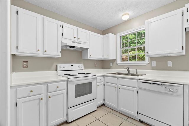 258 Curtis Circle SE, Calhoun, GA 30701