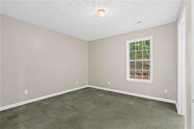 258 Curtis Circle SE, Calhoun, GA 30701