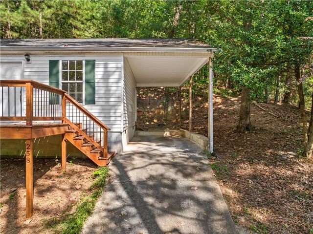 258 Curtis Circle SE, Calhoun, GA 30701