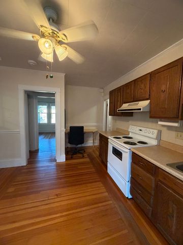 50 Leach St 2, Salem, MA 01970