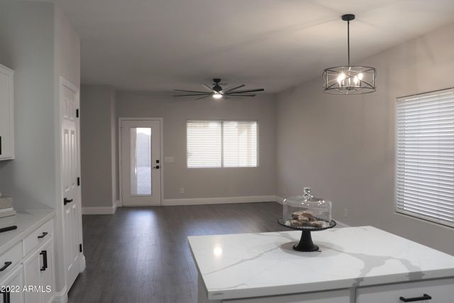 3649 S LOBACK Lane, Gilbert, AZ 85297