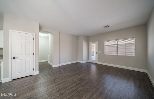 3649 S LOBACK Lane, Gilbert, AZ 85297