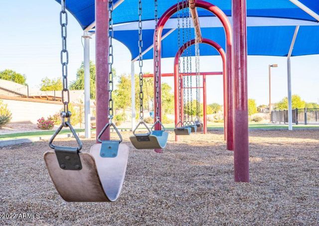 3649 S LOBACK Lane, Gilbert, AZ 85297