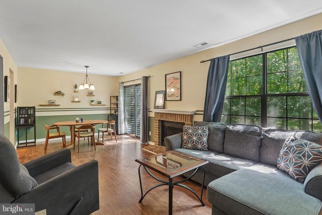 2 CRESTWICK CT, Medford, NJ 08055
