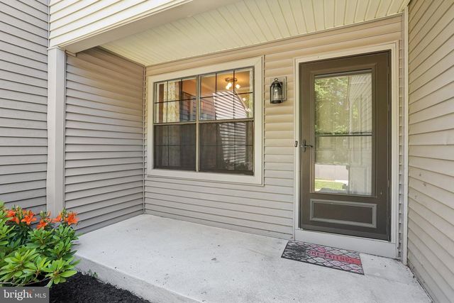 2 CRESTWICK CT, Medford, NJ 08055